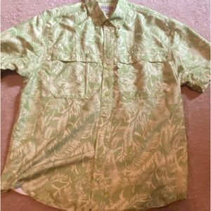 NWOT Duluth button up shirt